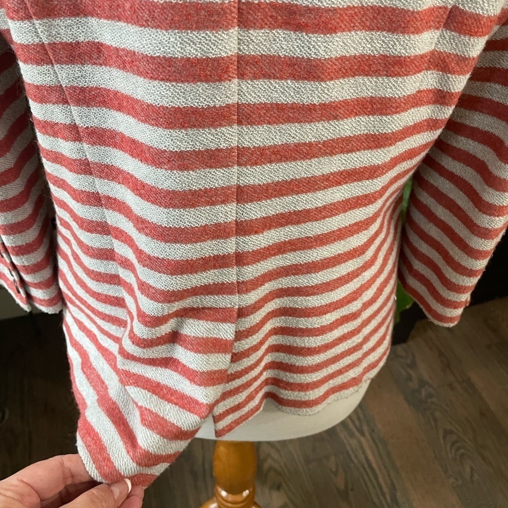 Beautiful Tailored Jacket- Medium - image 5